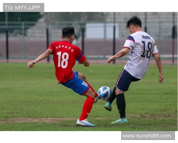 哨牙仔足球明星究竟是谁引发了球迷们的热烈讨论与关注